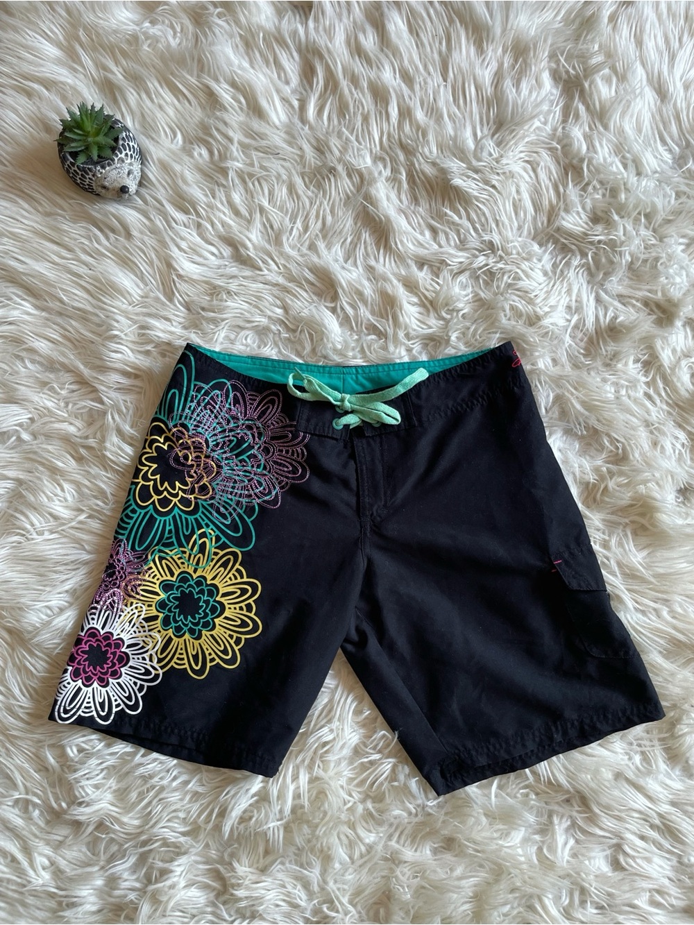 🔥 Rare Vintage Y2K Billabong Embroidered Floral Board Shorts in vintage XS🔥
